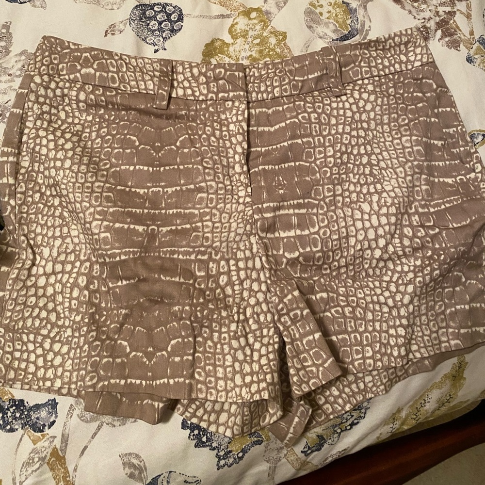 Valerie Bertinelli cotton shorts.